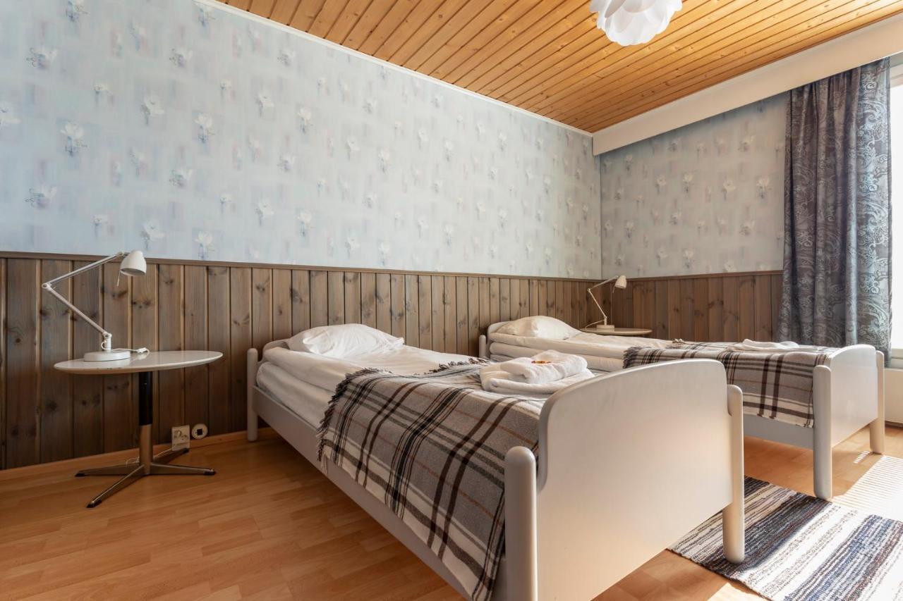 Motel Kaepylae Keminmaa Exteriér fotografie